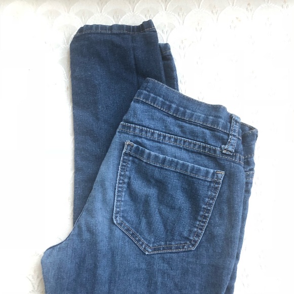 Skinny Forever 21 Jeans - Picture 2 of 3